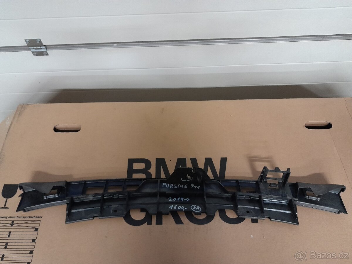 PORSCHE 911 992 Carrera středový držák narazniku 992807900