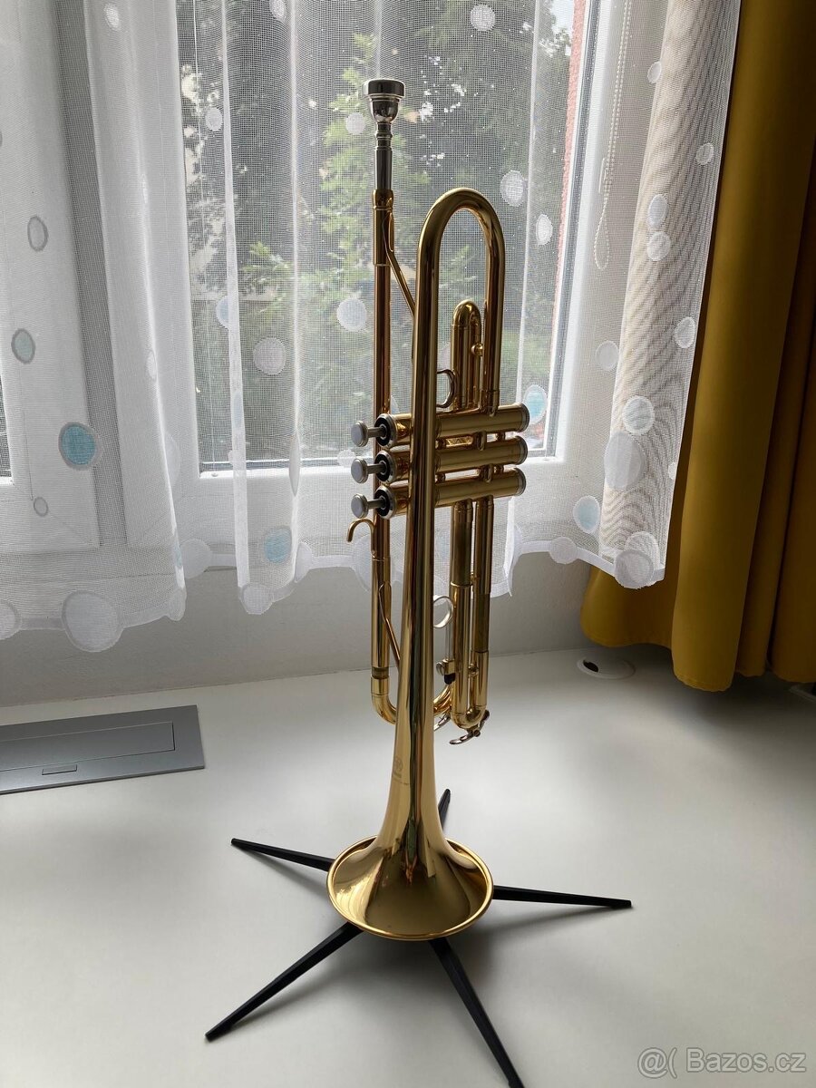 Trumpeta Yamaha YTR 2330