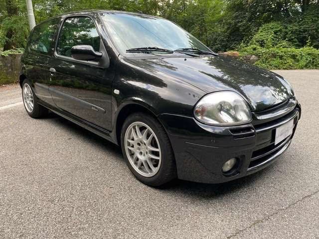 Renault Clio Sport 2.0