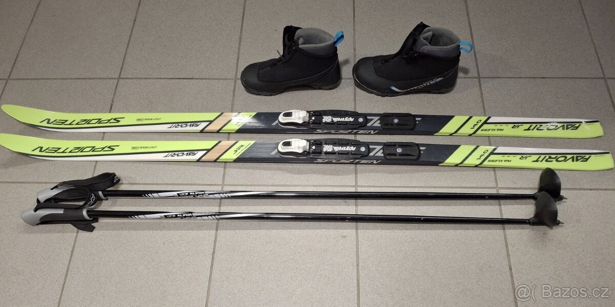 Dětský běžkařský set - běžky s vázáním, hůlky, boty