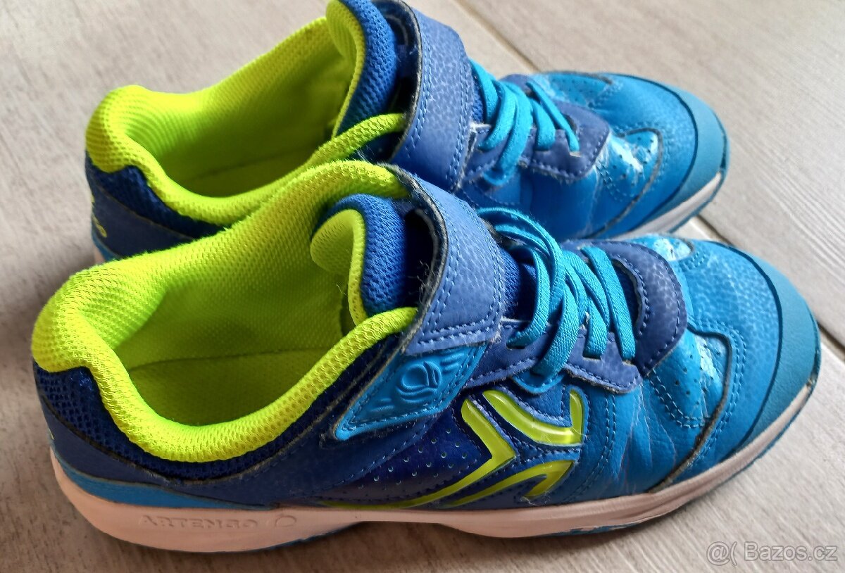 Dětská sálová obuv Artengo v. 35