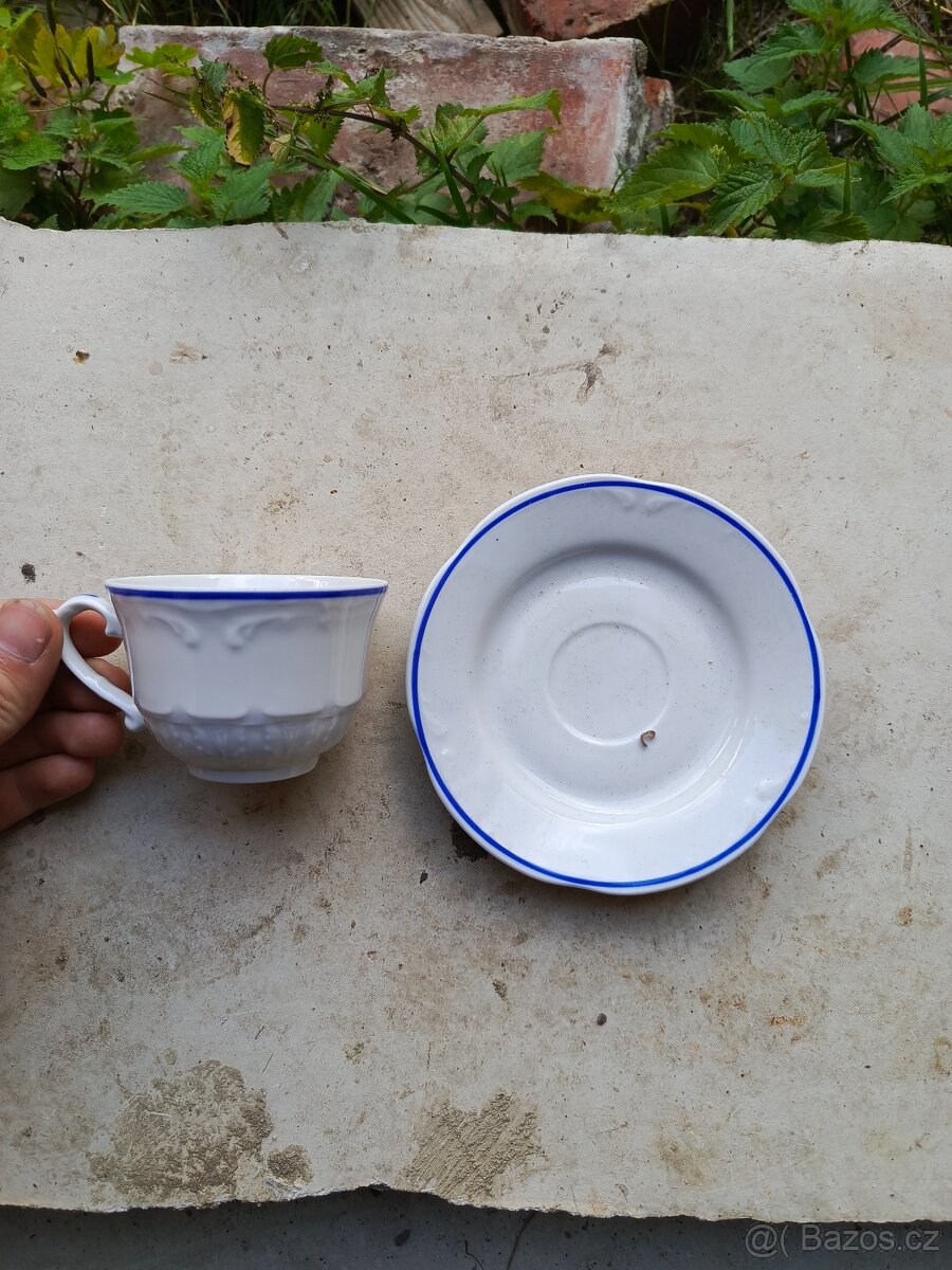 2) Sada hrníčků s podšálky 6 ks