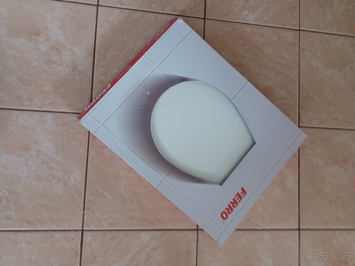 nové záchové prkénko