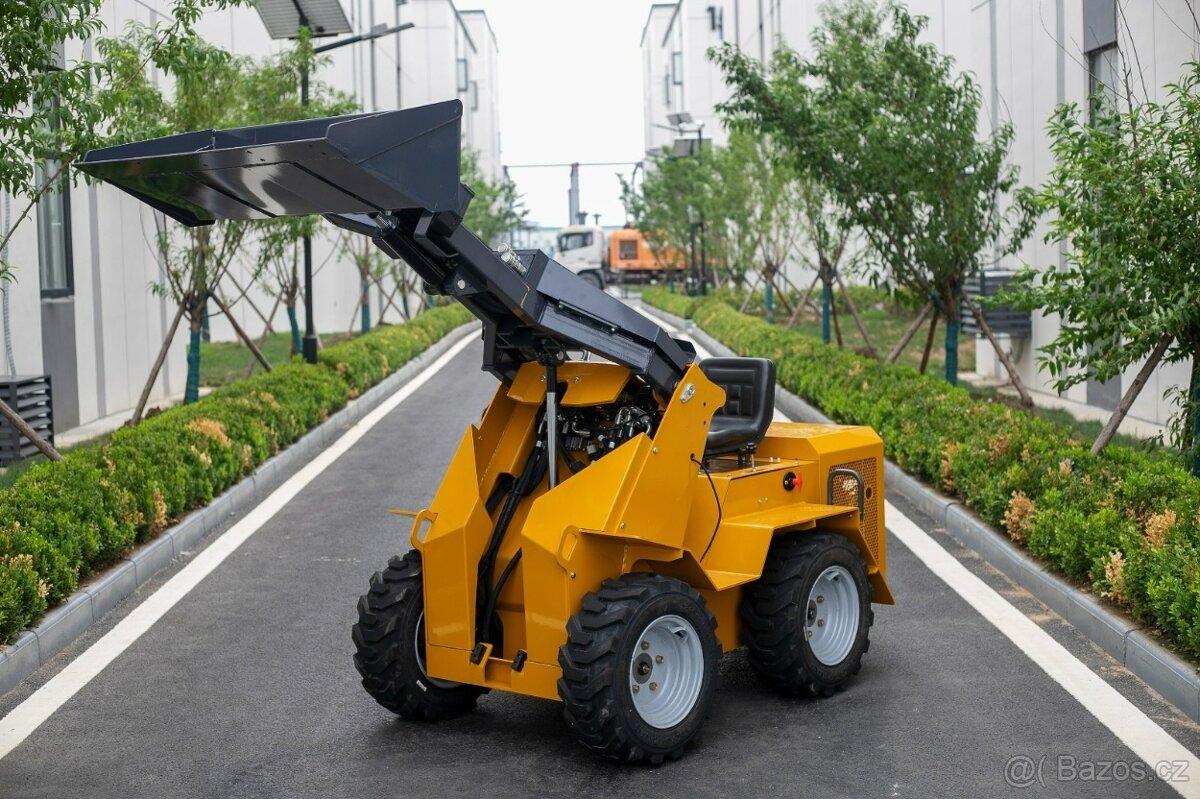 Kolový mininakladač nakladač Digger MWL1000 2W