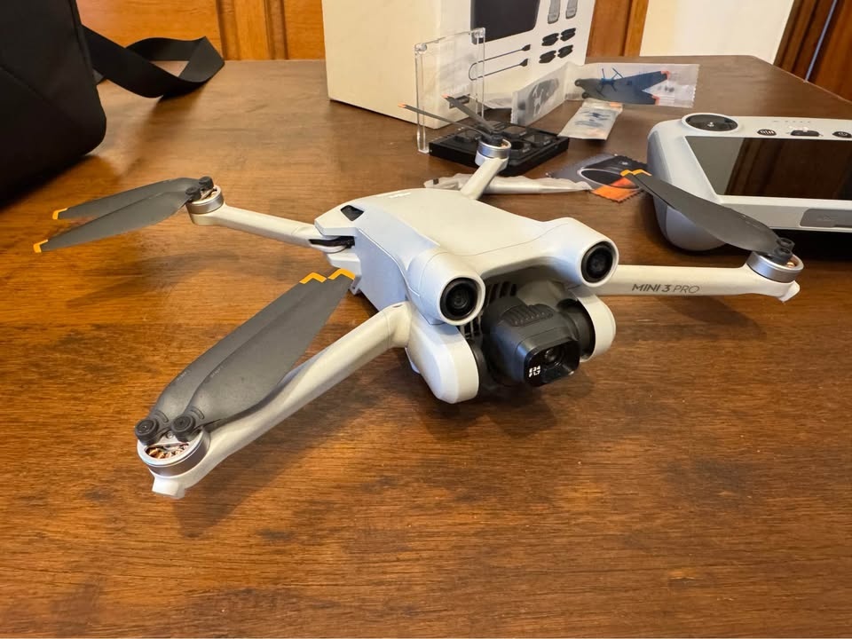 Dji mini 3 pro fly more