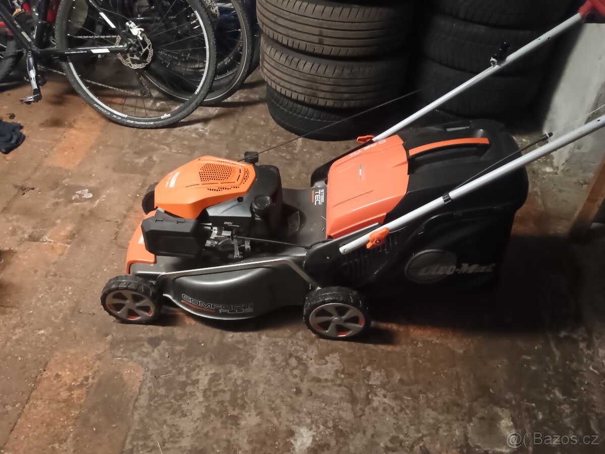 Benzínová sekačka Oleo-Mac G 48 PK Comfort Plus – skoro jako