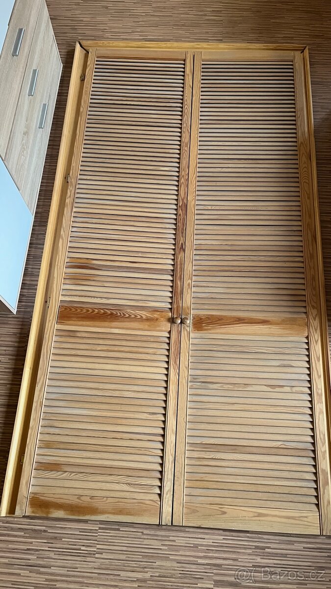 Dveře k vestavné skříni