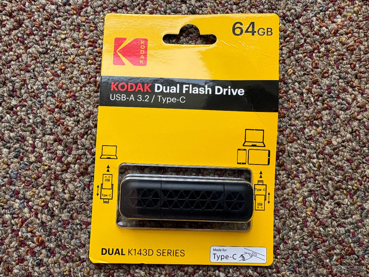 NOVÝ Duální USB-A 3.2 / Type-C Flash Disk 64 GB Kodak K143D