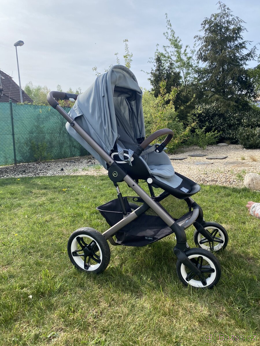 Cybex Talos S Lux 2023 – Sky Blue + Pláštěnka