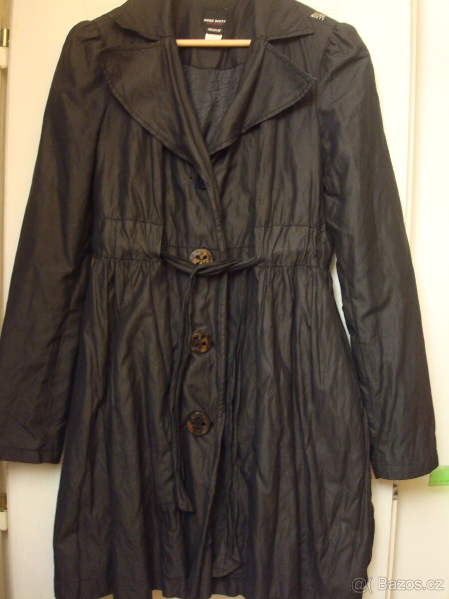 Luxusní černý plášť, kabát Miss Sixty vel.M