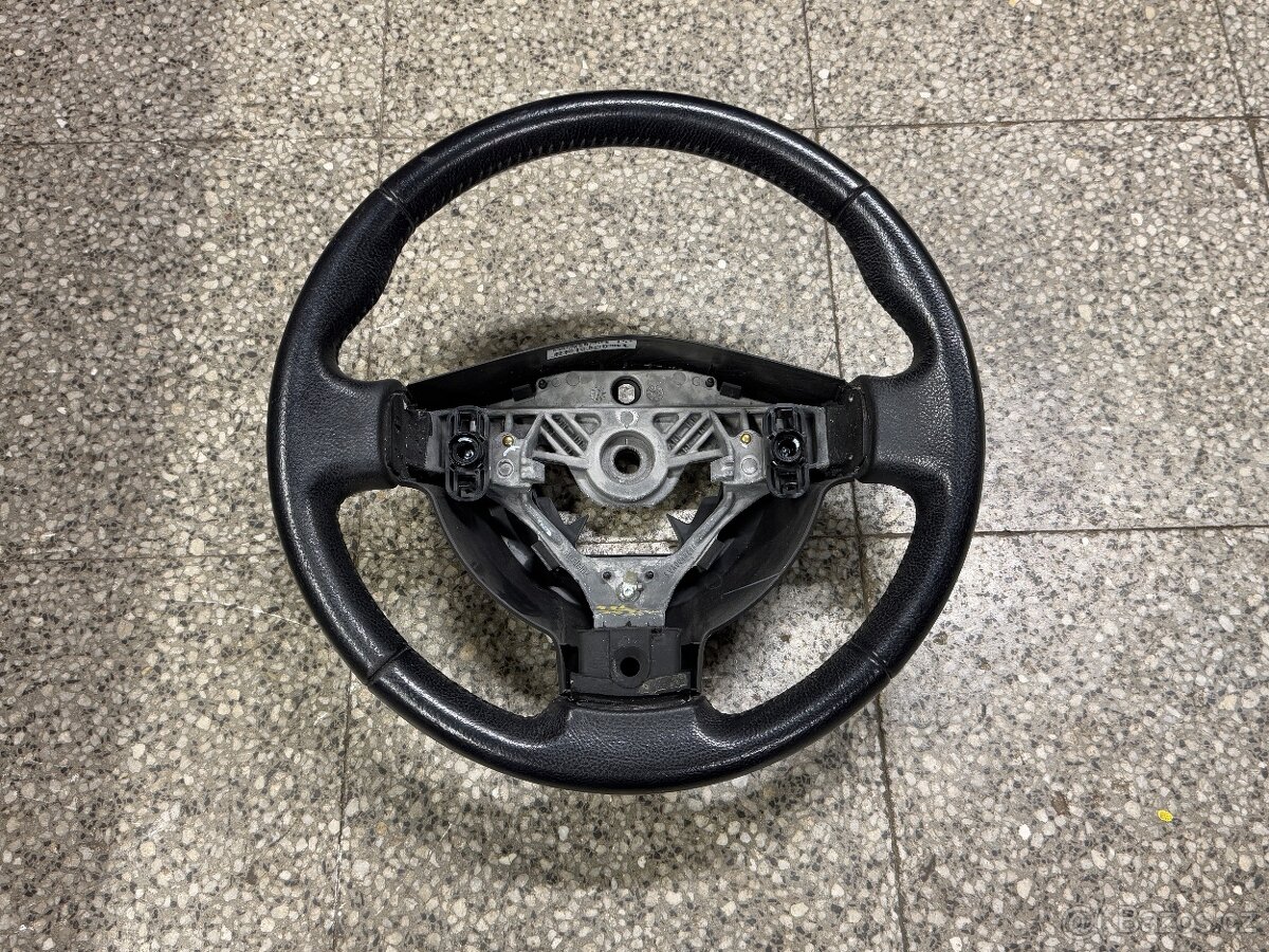 Volant Nissan Qashqai J10