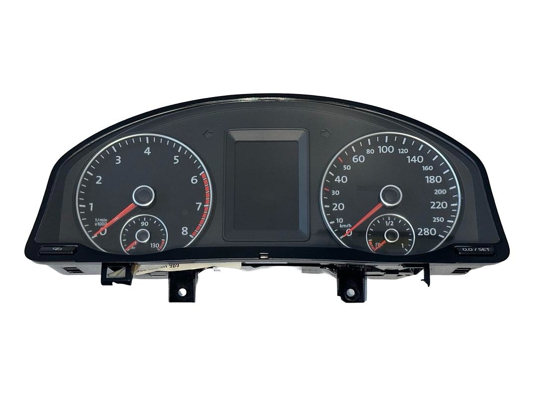 Budíky benzínové 1K8920861 VW Scirocco 3 r.v. 2010