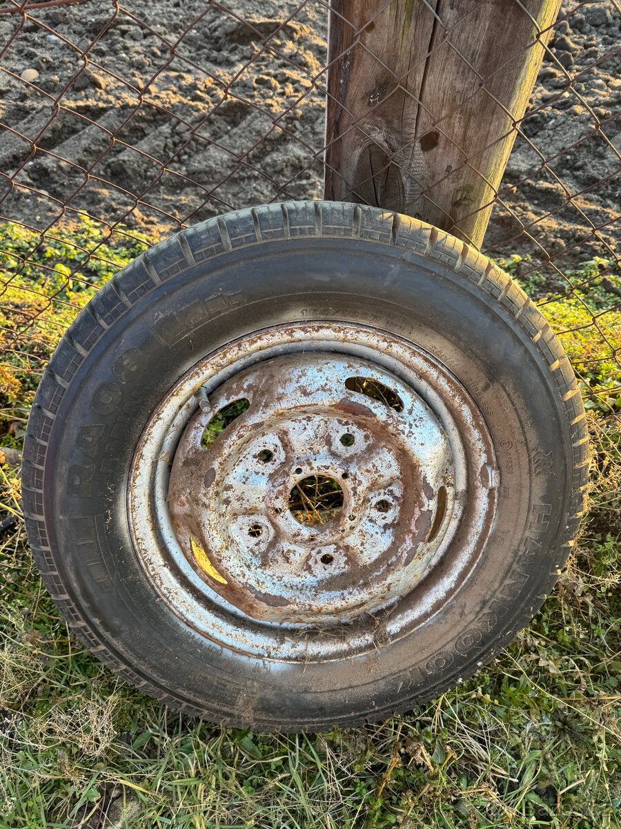 REZERVNÍ KOLO R15 - FORD TRANZIT.