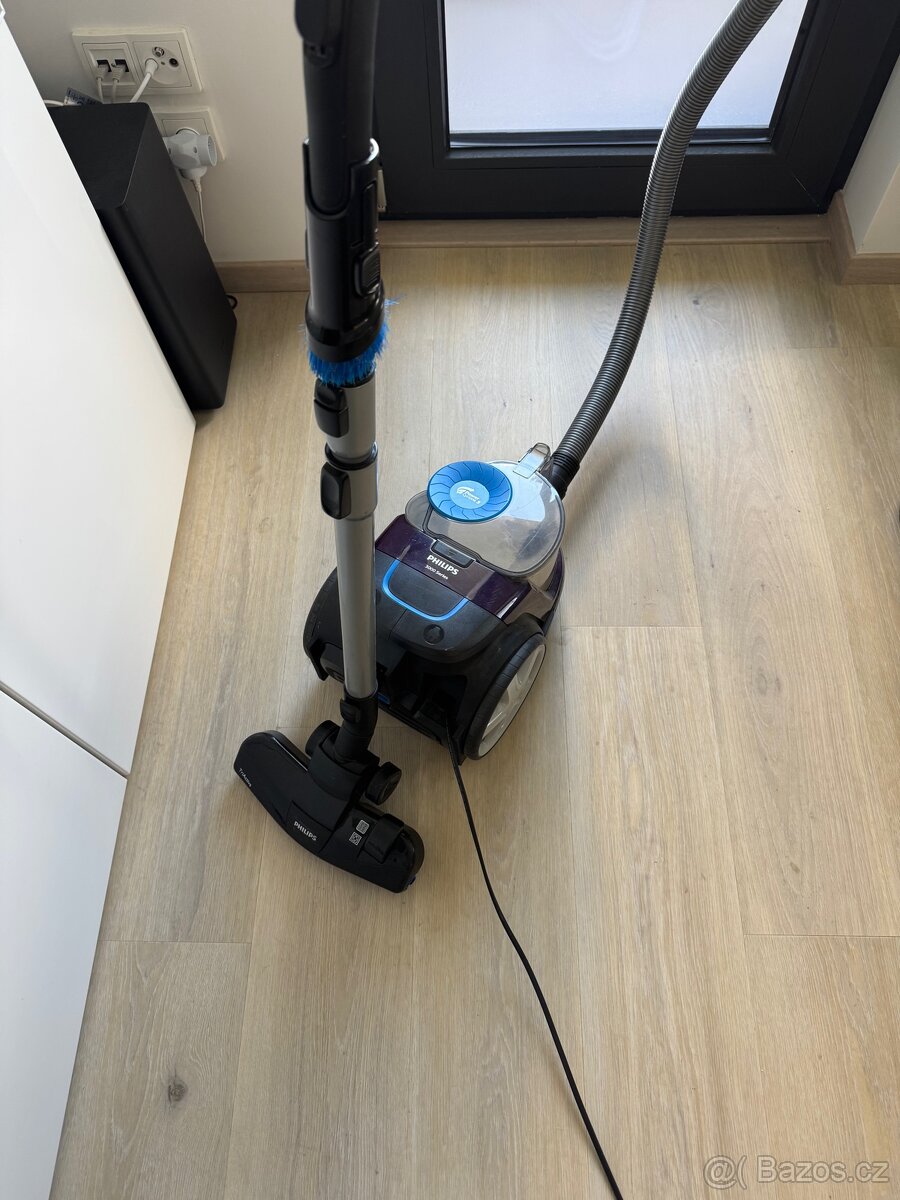 Vysavač PHILIPS 3000