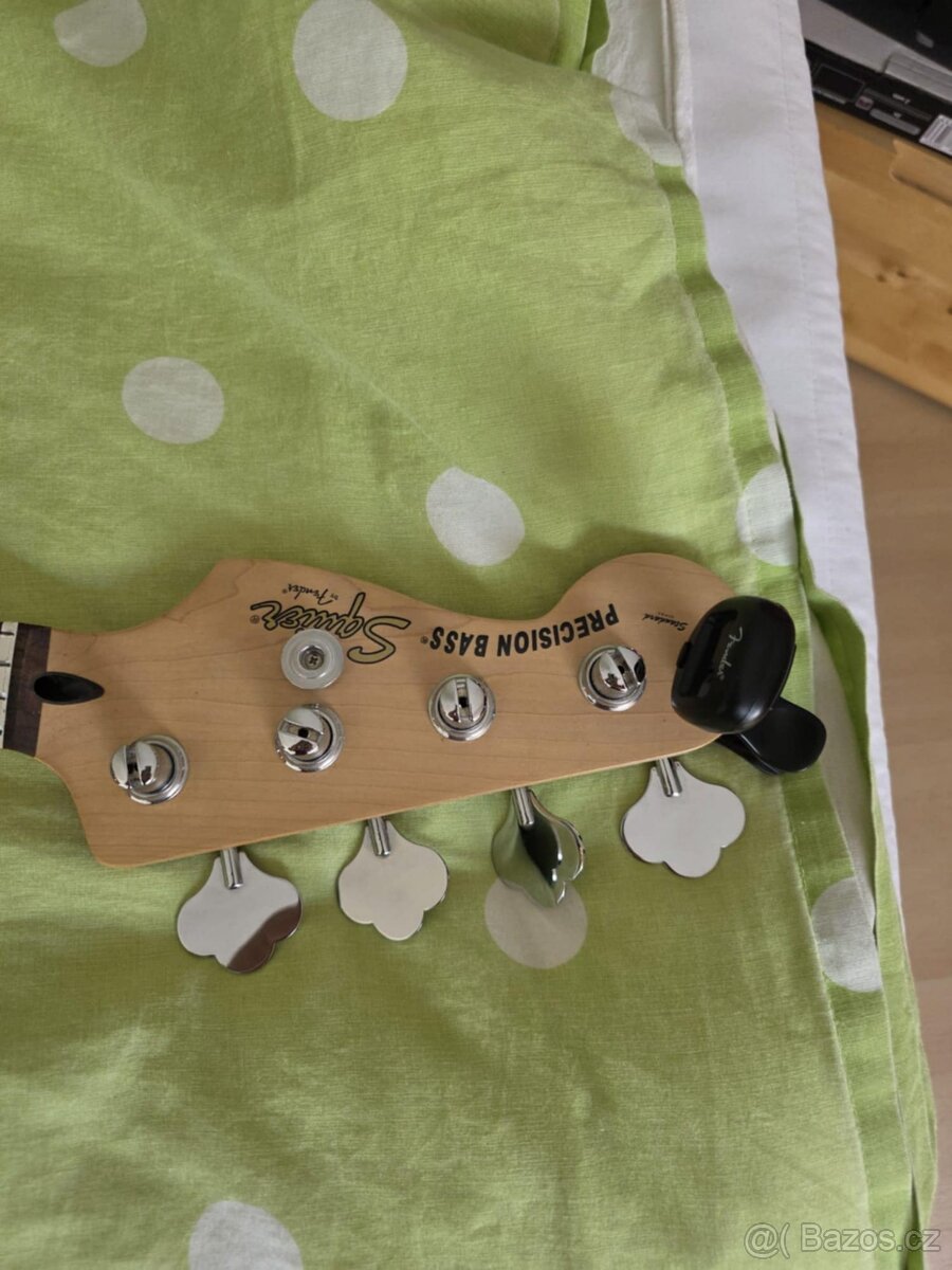 Predám jazz bass fender