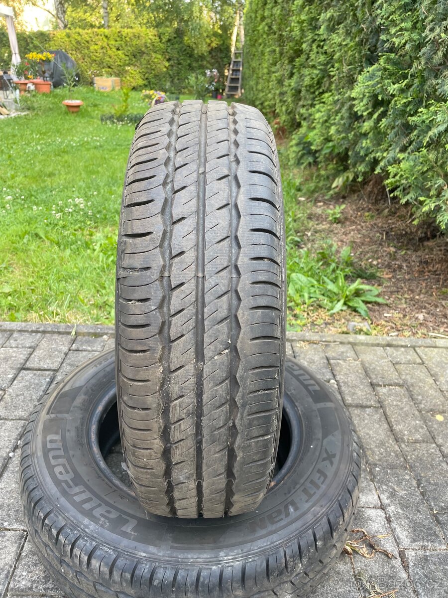 Letní pneu 195/70/15C