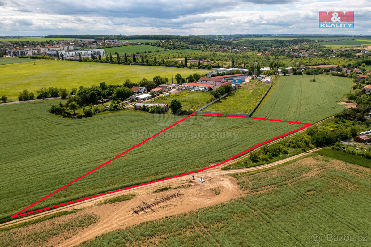 Prodej pole, 10 682 m², Únětice