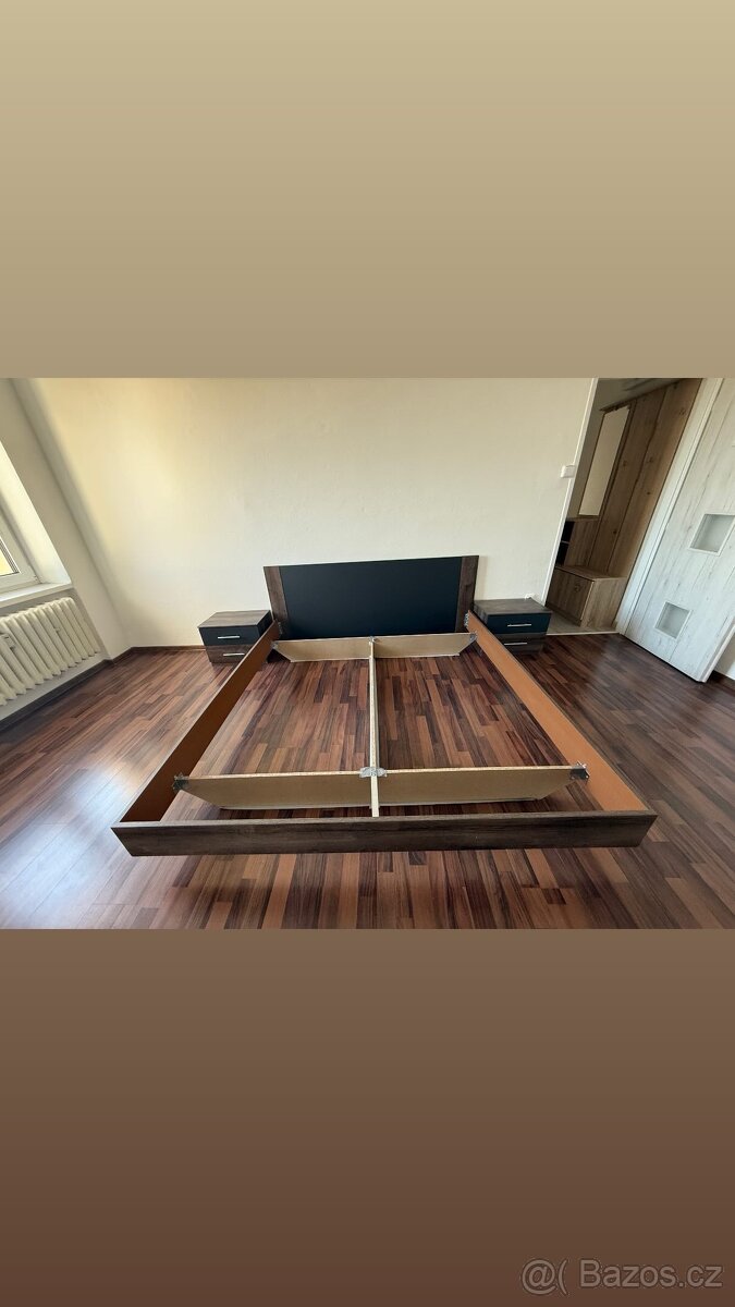 Manželská postel