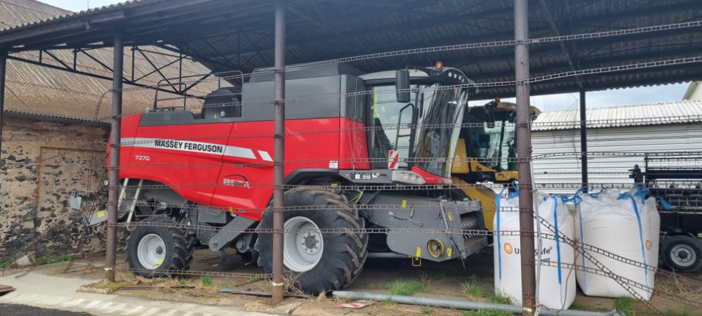 Sklízecí mlátička Massey Ferguson- MF 7370 Beta