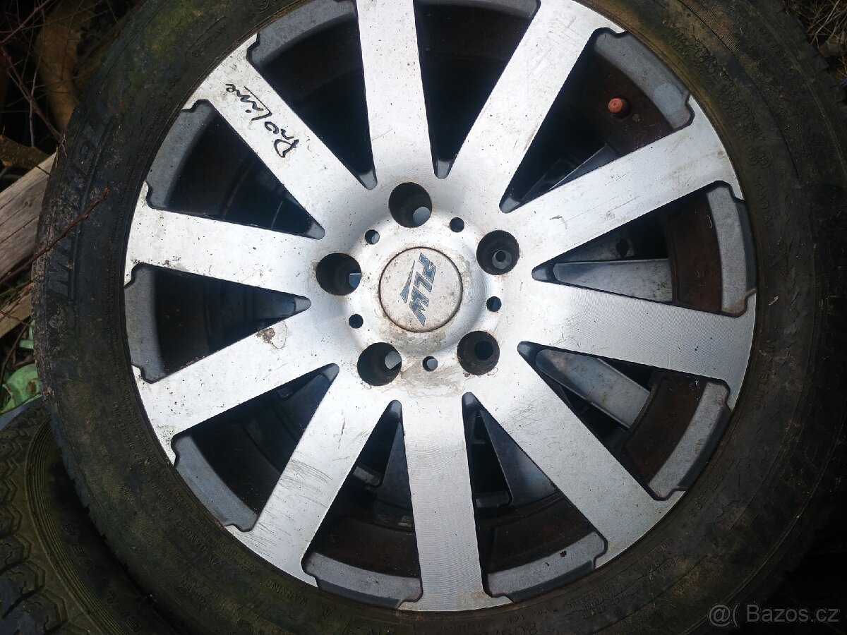 ALU kola R16
