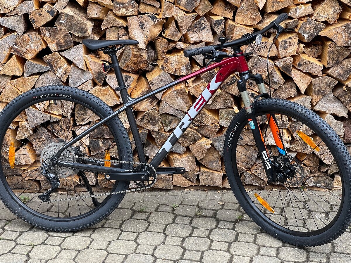 Trek Marlin 6 M/L 170-178cm s Rock shox Reba 29