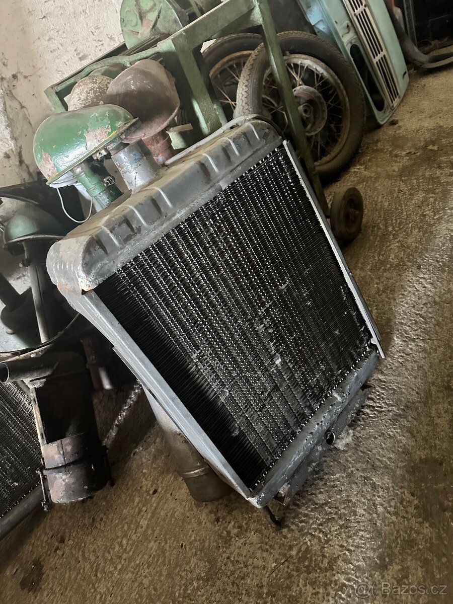 Chladič Zetor 25