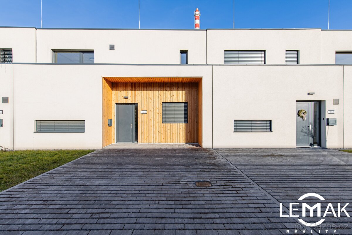 Pronájem, rodinný dům, 173 m2, Olomouc - Mačákova