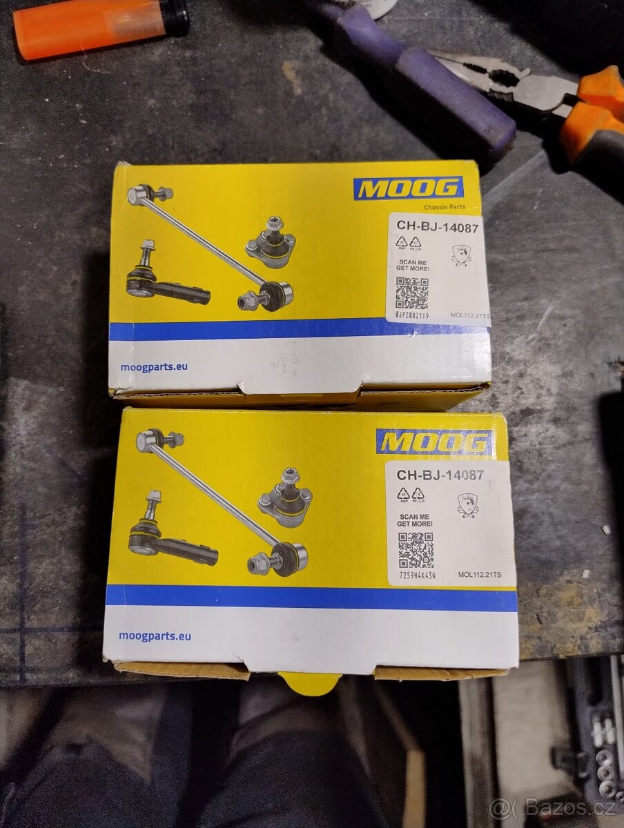 Jeep WK2 Horní čepy