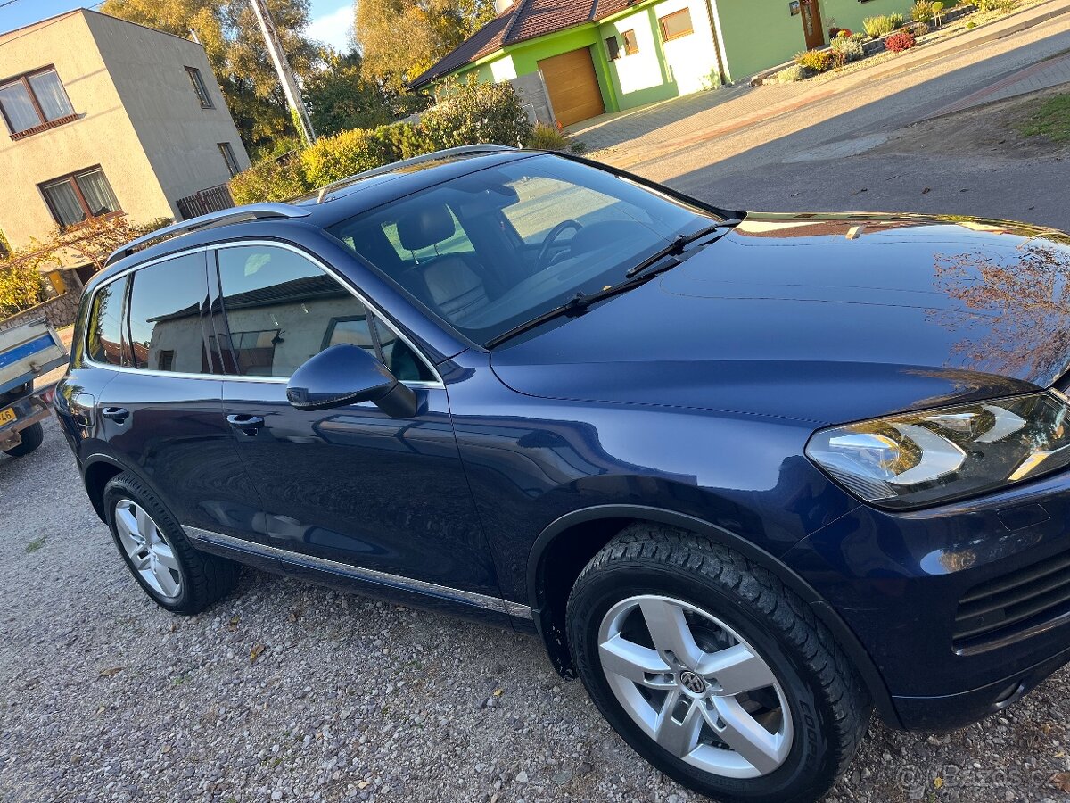 Touareg V6 3.0TDI 176kw 220tis km