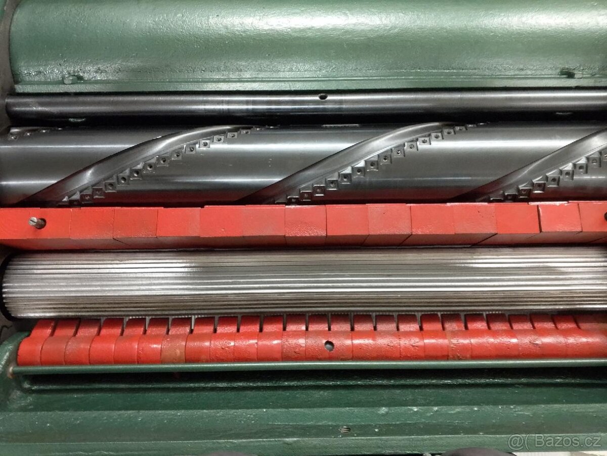 Žiletkový litinový protah Rojek 80cm s elektrickým zdvihem