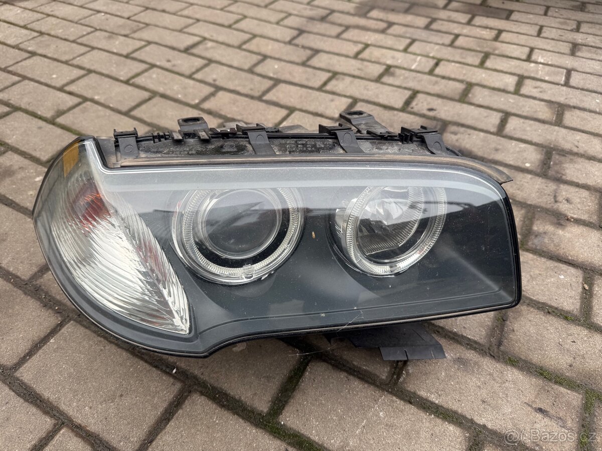 Přední pravý světlomet xenon bmw x3 e83