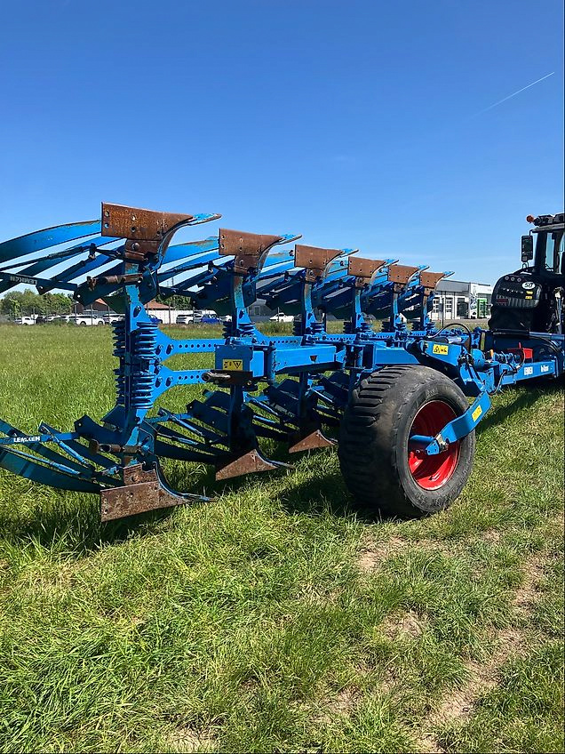 Lemken VariDiamant 10 (2009) – otočný pluh, 6 orebních těl