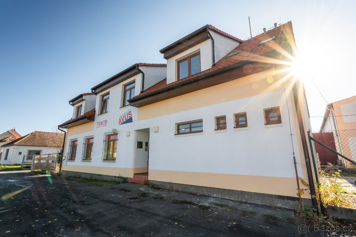 Prodej komerčního areálu v Ponětovicích