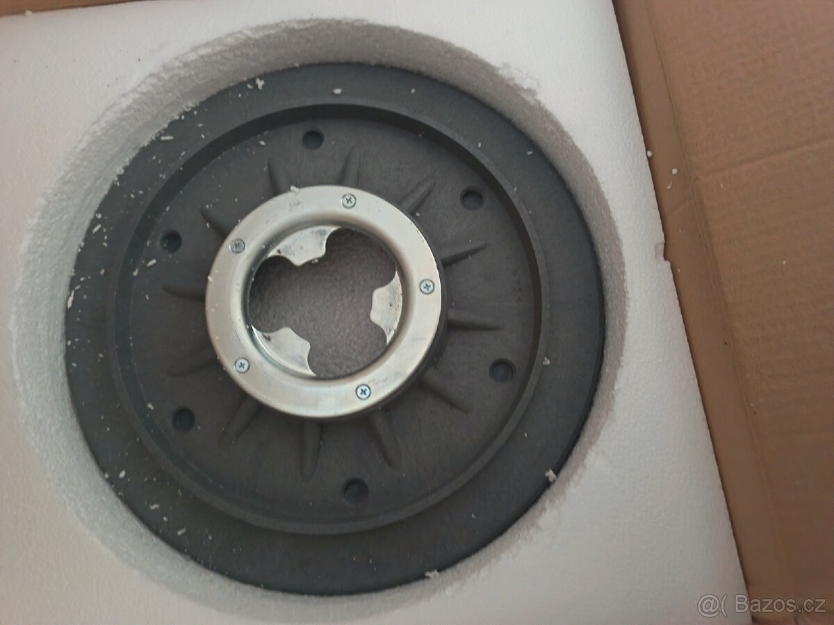 Kärcher brusný kotouč na beton .