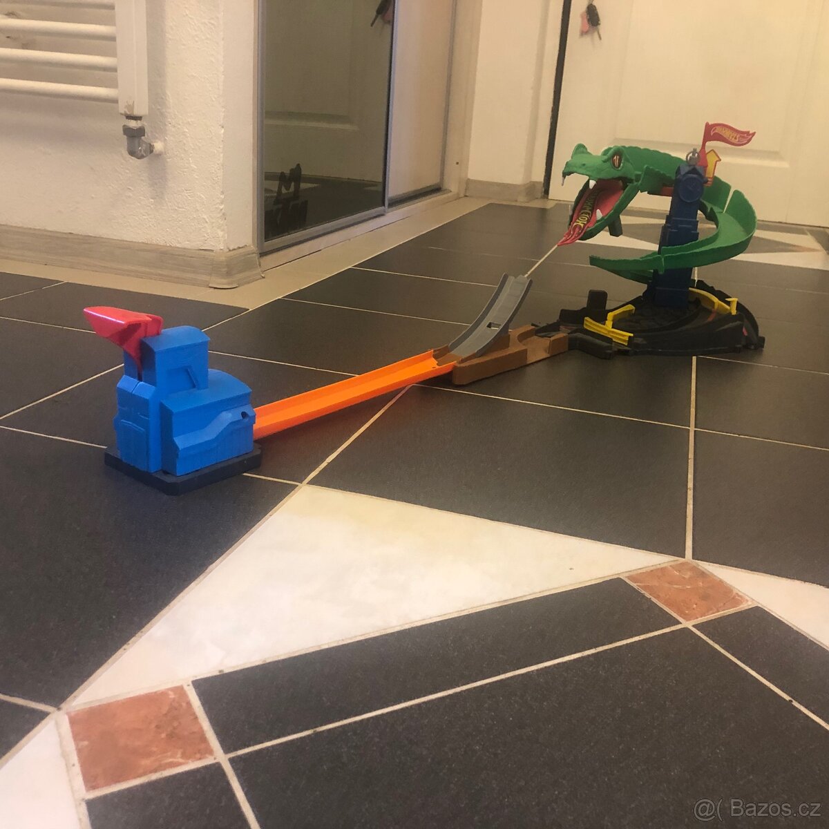 Hot wheels T-Rex dráha