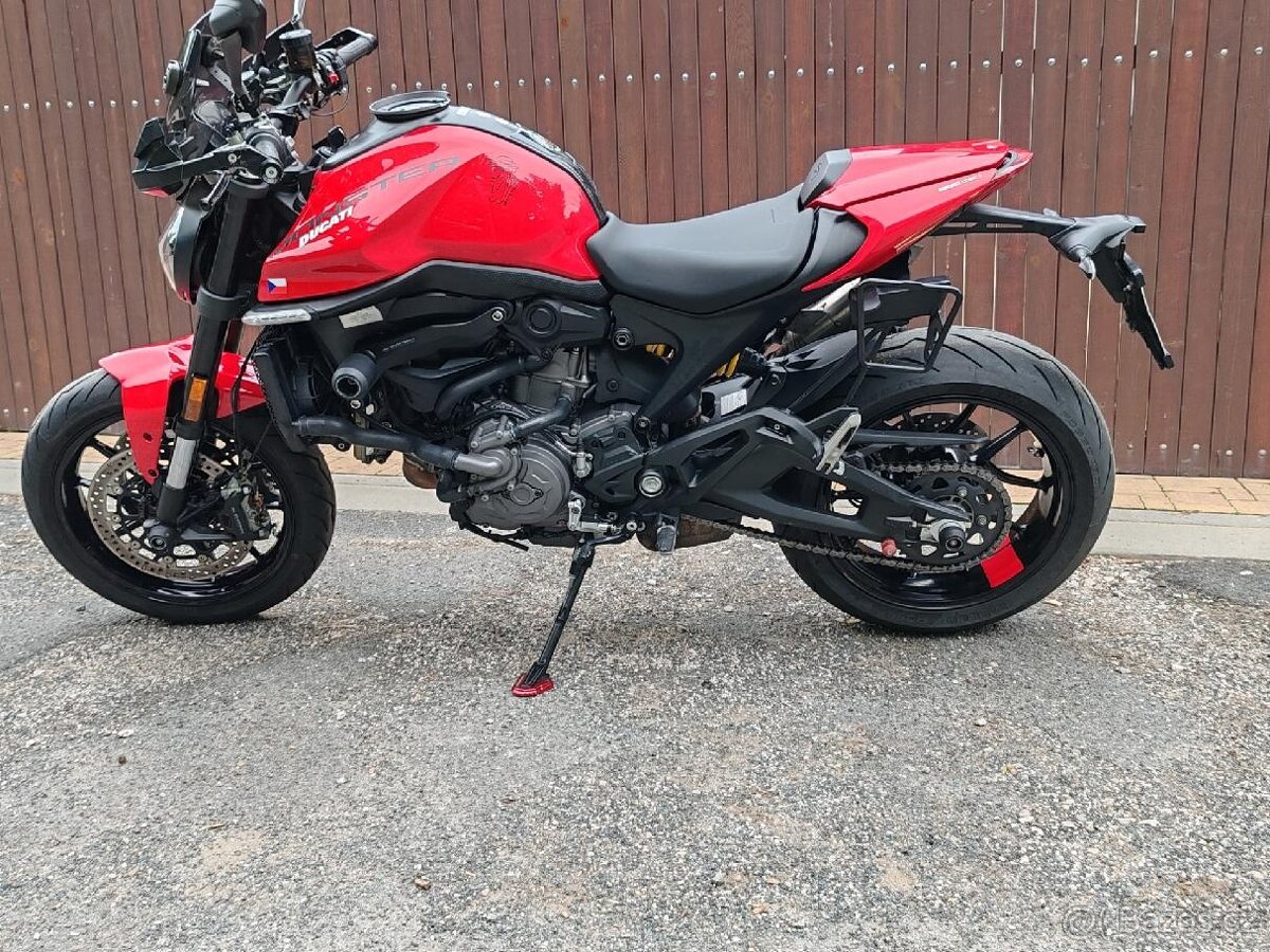 DUCATI MONSTER PLUS 937