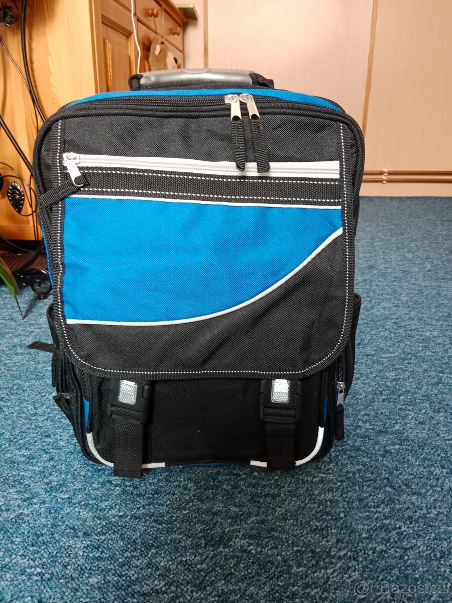 Školní batoh, taška - Nové