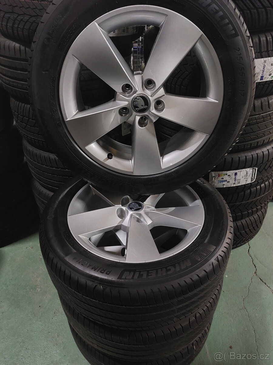 Originál alu kola 17" na Škoda Superb III. letní