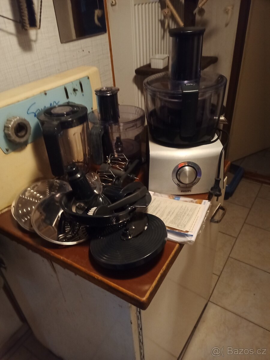 Robot Philips HR 7775