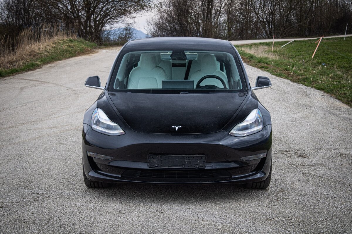 Tesla 3 Long Range 75 kWh, Premium Audio, 4x4, odpočet