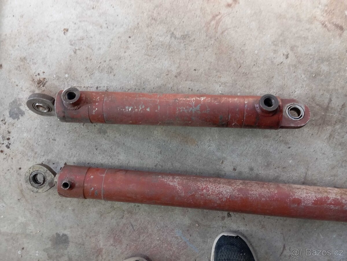 hydraulické válce