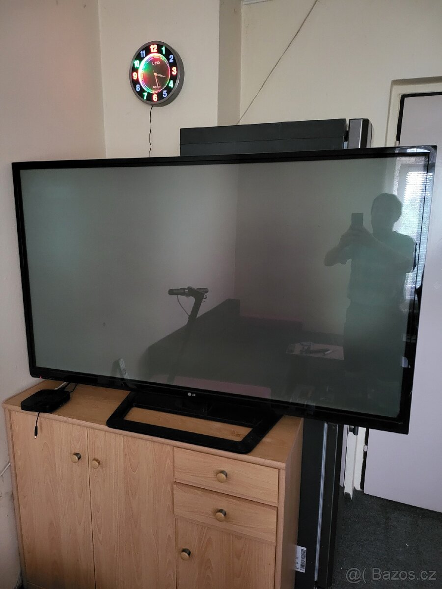 TV LG 155 cm