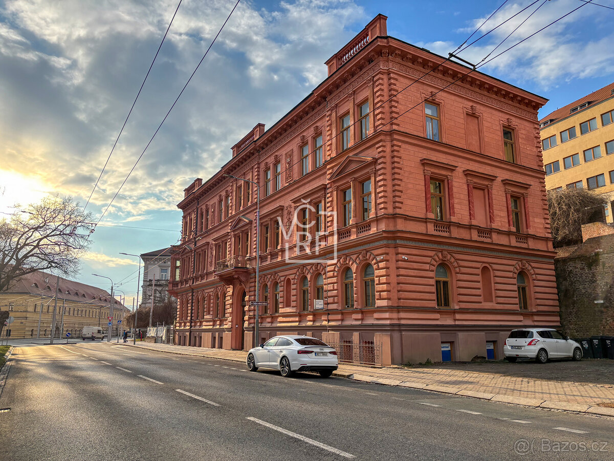 Prodej bytu 2+kk v centru Hradce Králové