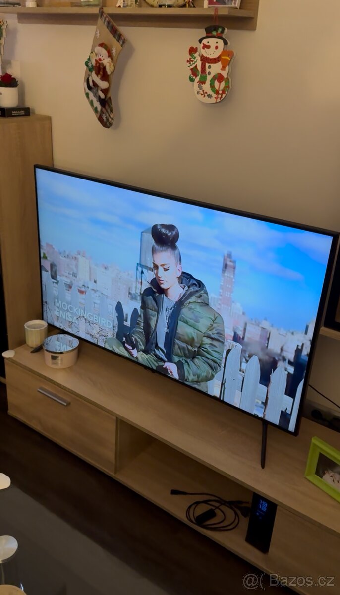 Televize Samsung UE50CU7172UXXH