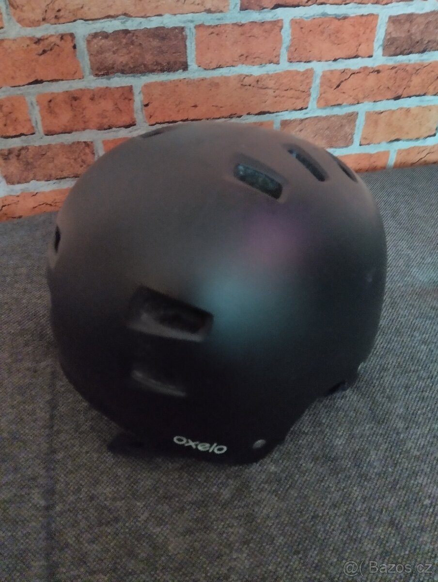 Helma Oxelo na kolo, koloběžku, skate, brusle