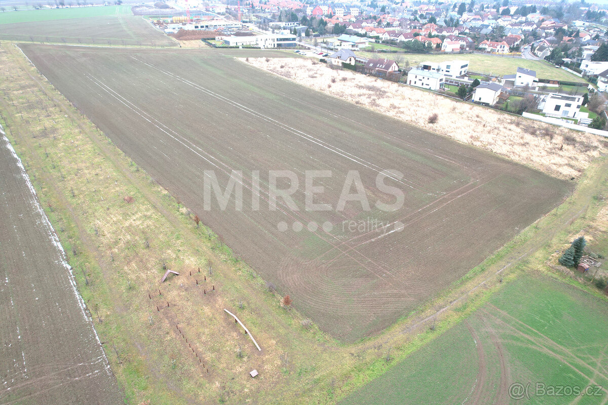 Praha 10 - Kolovraty, prodej pozemku k bydlení 5.650 m2