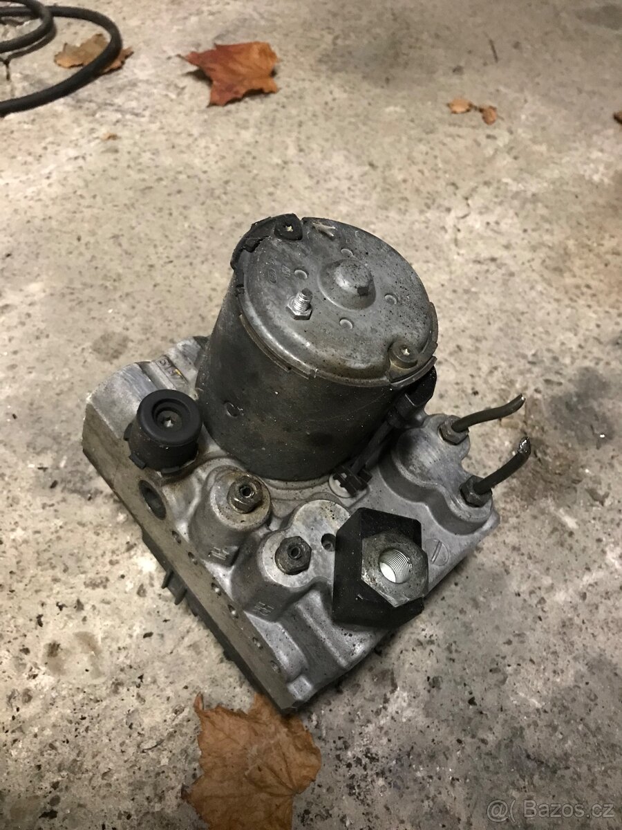W202 250td abs kostka