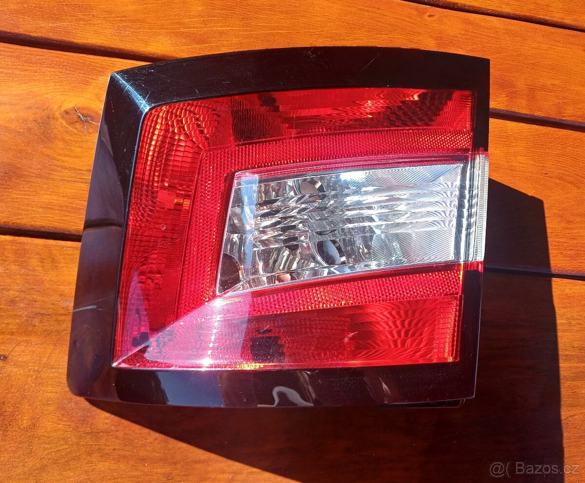 Zadní světlo Škoda Fabia III 6V6945096