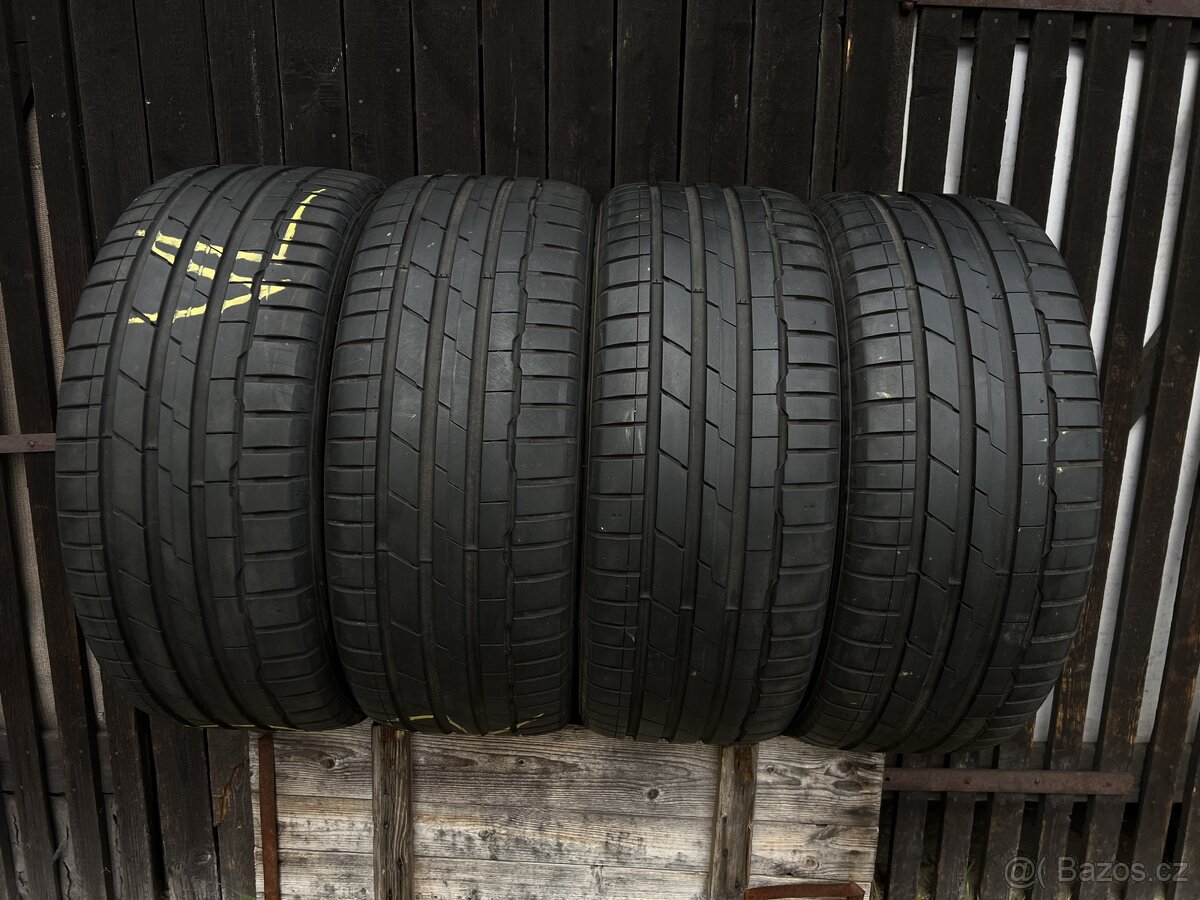 255/45/19 104Y letní pneu Hankook ZR19