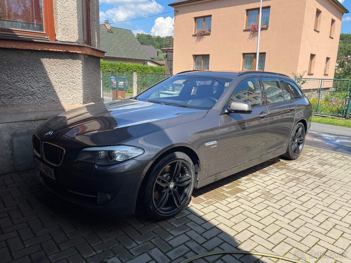 BMW 5 F11 touring 530d 190 kW xDrive Individual